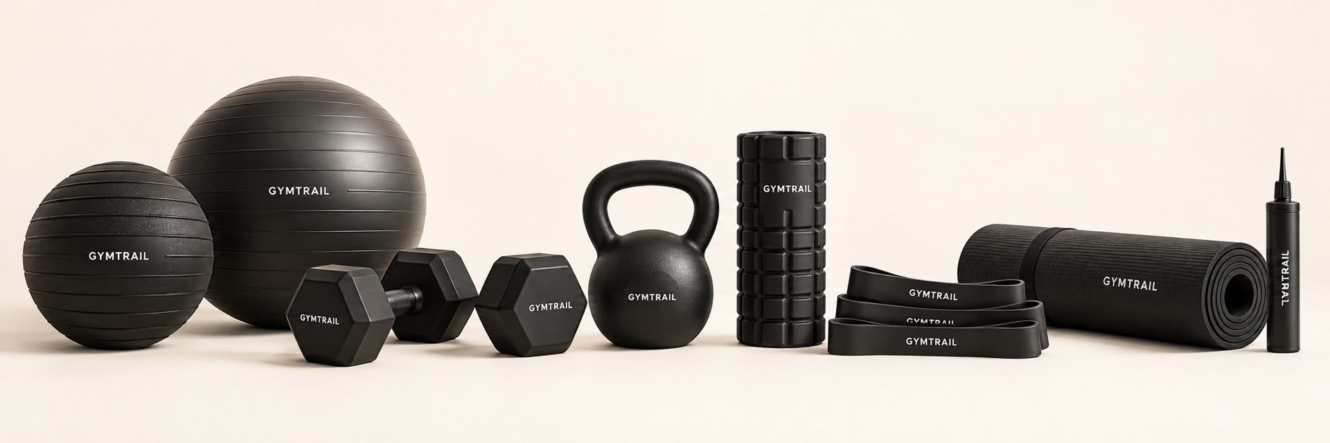 GYMTRAIL-Produktübersicht aus dem Prospekt mit Hanteln, Kettlebell, Bällen, Bändern, Matte und Rolle